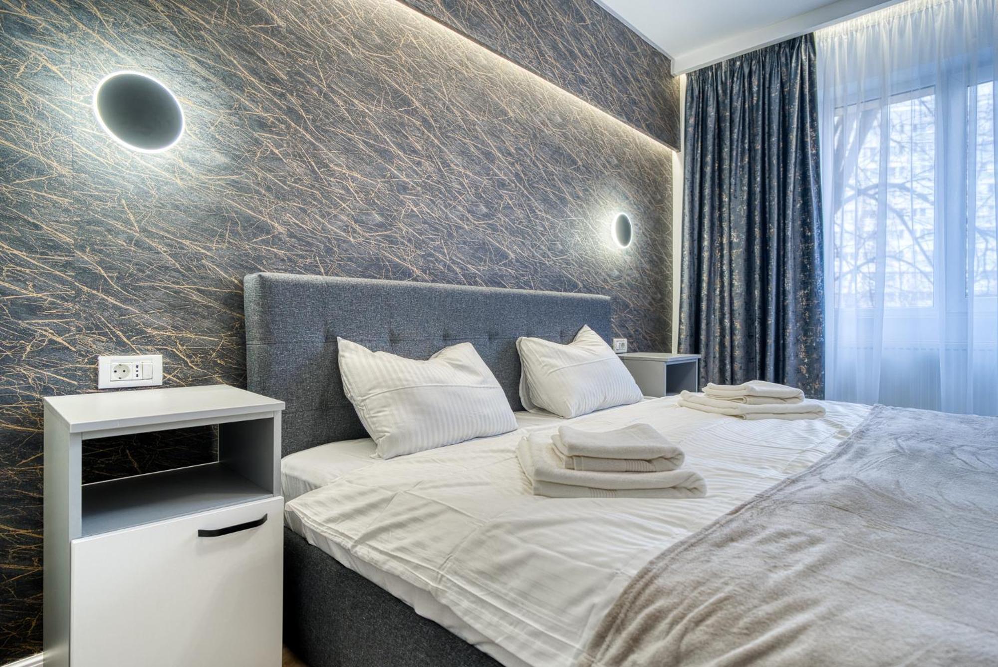 City Chic Retreat: Newly Renovated 1Br Apartment Bukarest Eksteriør billede